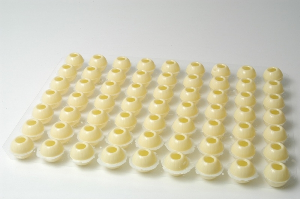 108 mini Truffle hollow shells white - praline shells at sweetART -1